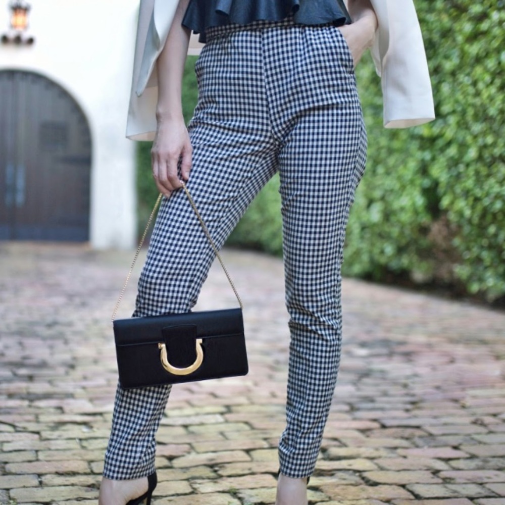 Zara white and navy blue checkered pants